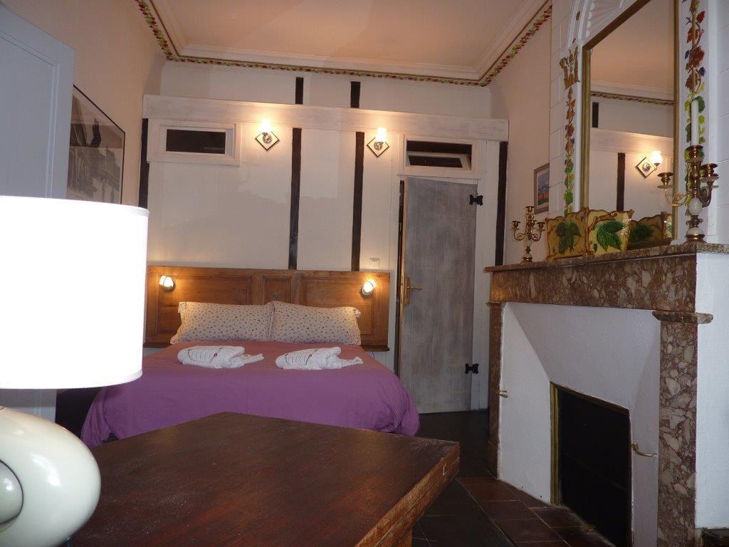 Chambres D'Hotes L'Enclos Des Jacobins Сен-Жирон Екстериор снимка